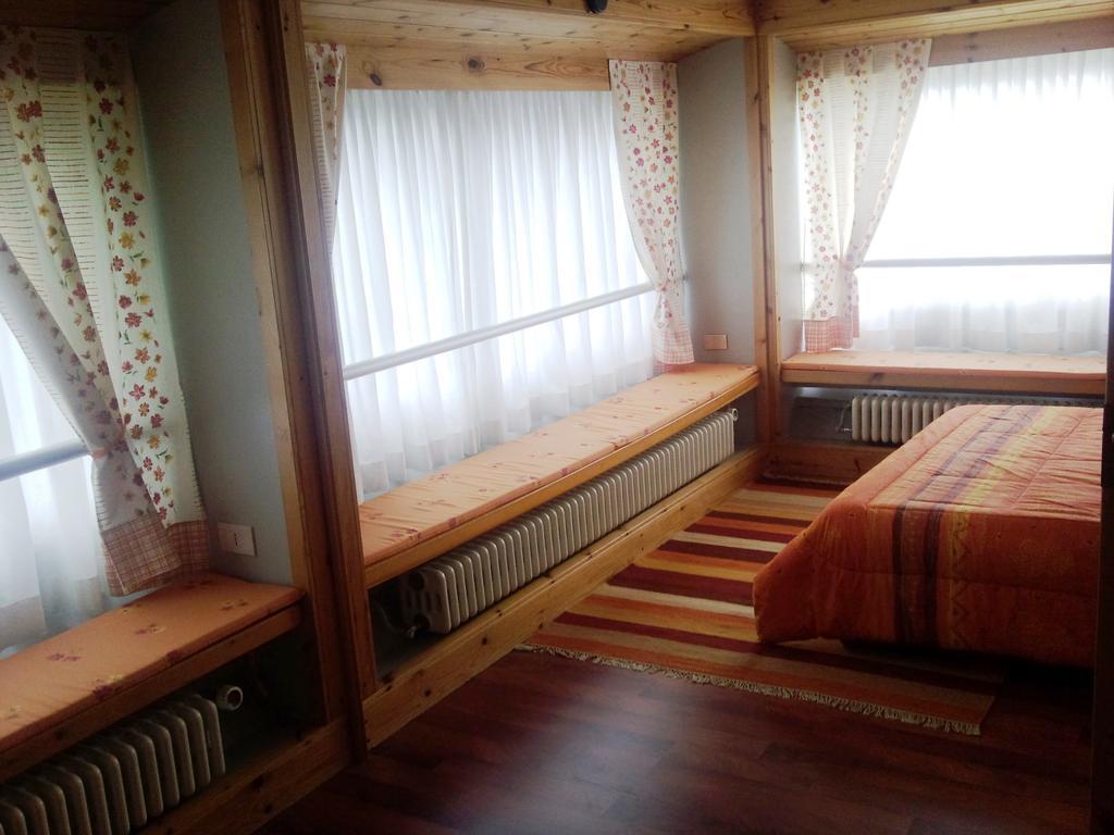 Appartamento Artuik Marilleva Zimmer foto